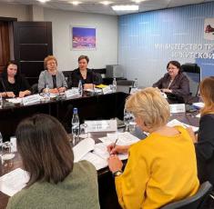 Рекомендации по созданию единой системы профориентации молодежи представили на межведомственной комиссии при Правительстве региона