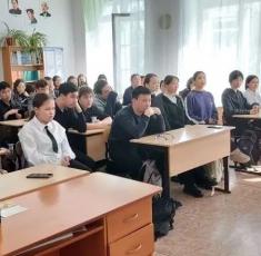 Карта твоего будущего: Иркутская область открывает новые горизонты для школьников! 