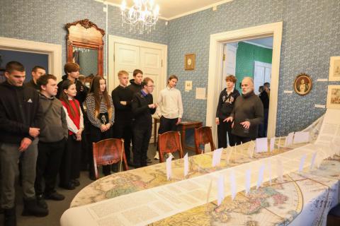 ЦОПП организовал культурное путешествие в историю для студентов ИТМ им. Н.П. Трапезникова