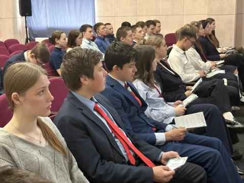 «Компас карьеры» в Иркутском районе: Навигация в будущее для юных талантов!