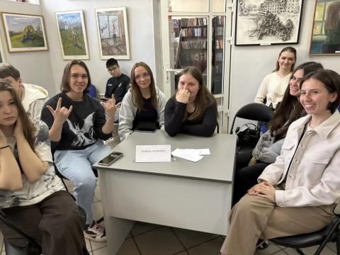 Студенты СПО показали свои знания и заботу об окружающей среде в увлекательной интеллектуальной игре!